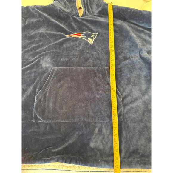 NFL Team Apparel New England Patriots Reversible Sherpa Hoodie Blue Pullover O/S - Picture 8 of 12
